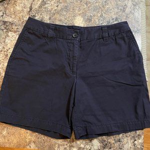 Vintage Lands' End Chino Shorts - Size 8